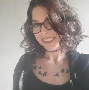 Meet your Posher, Angelina